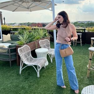 Meet your Posher, Laurel